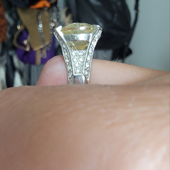Citrine silver statement ring. - Picture 4 of 5
